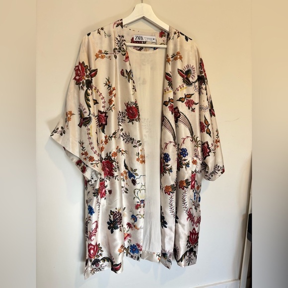 Zara Women's Floral Satin Kimono Robe - Cream and Multicolor - Picture 5 of 10